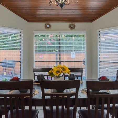 Fun 'N Sun Heated Pool & Gameroom By Fiesta Texas San Antonio Ngoại thất bức ảnh