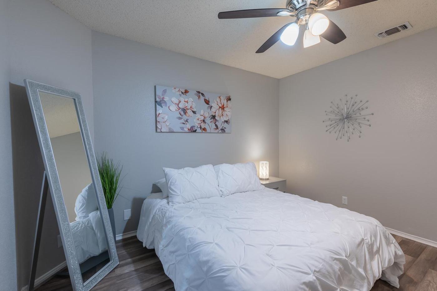 Fun 'N Sun Heated Pool & Gameroom By Fiesta Texas San Antonio Ngoại thất bức ảnh