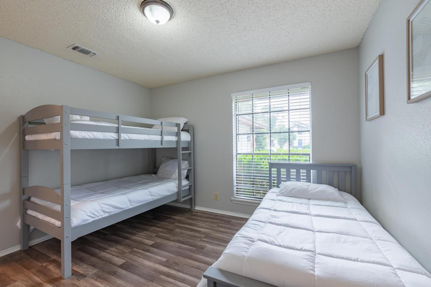 Fun 'N Sun Heated Pool & Gameroom By Fiesta Texas San Antonio Ngoại thất bức ảnh